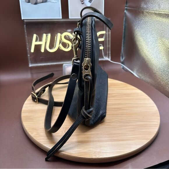 Eleven Thirty Anni Mini Shoulder Crossbody Bag - Picture 14 of 16